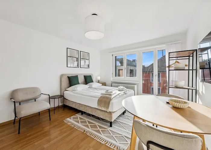 Апартаменты Lovely In The Center - Crown 1 Цюрих